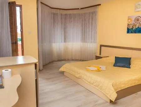 кати Vendégház 3*